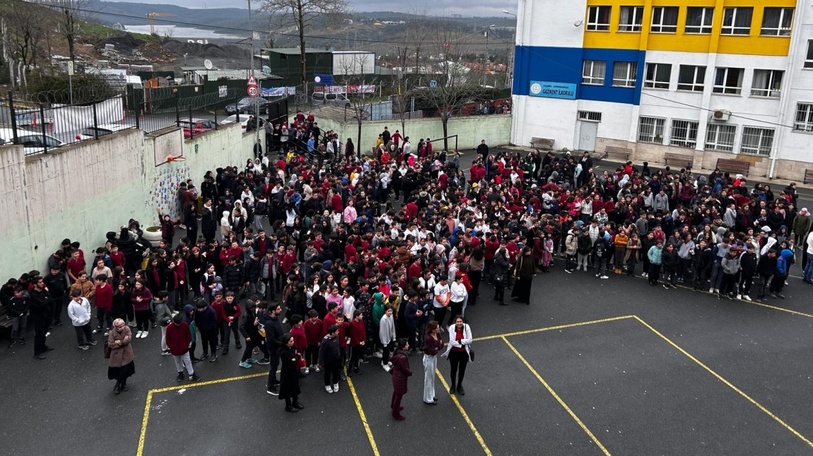 Okulumuzda Deprem Anı ve Tahliye Tatbikatı Yapıldı